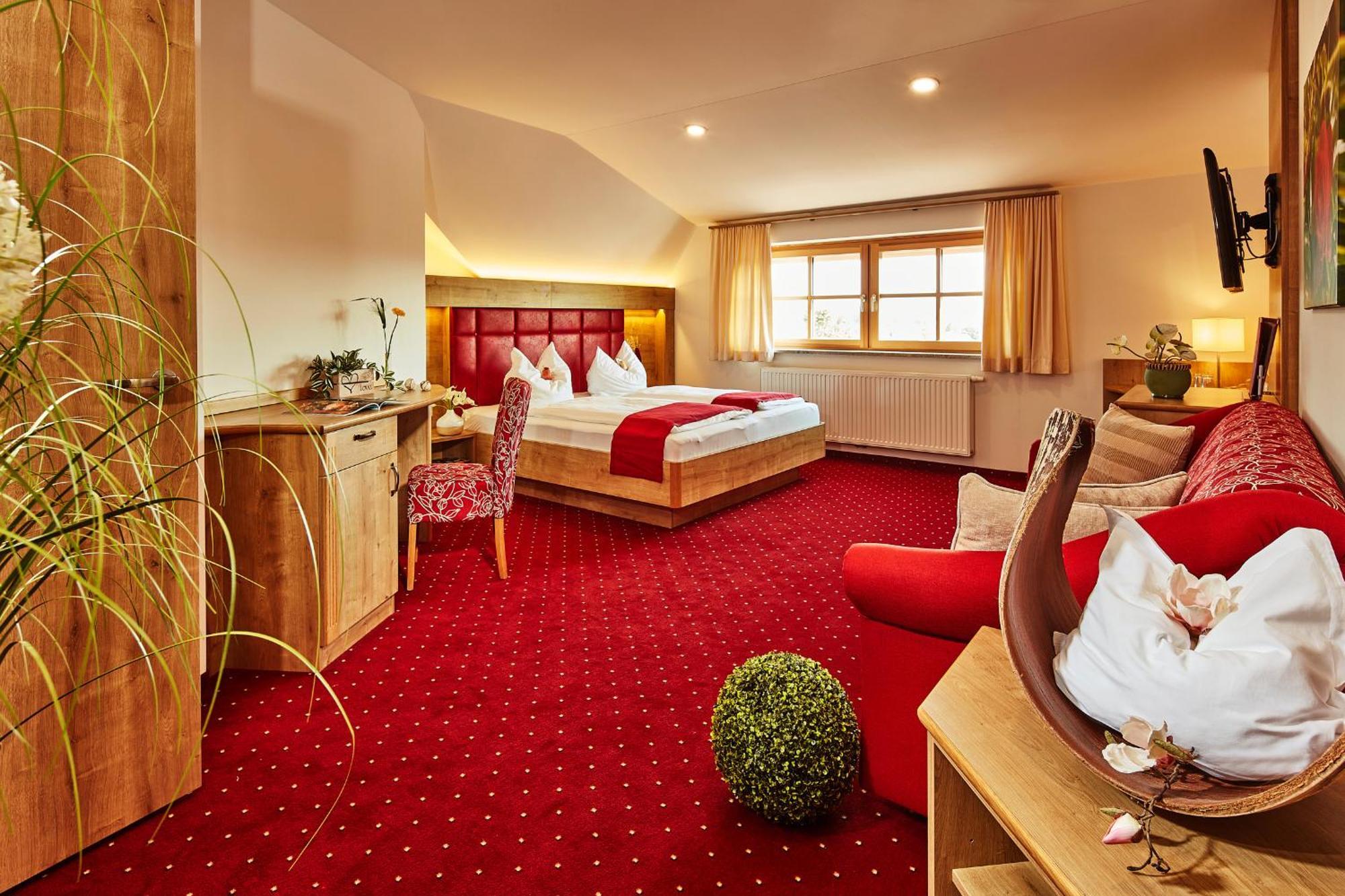 Donauhotel Lettnerhof *